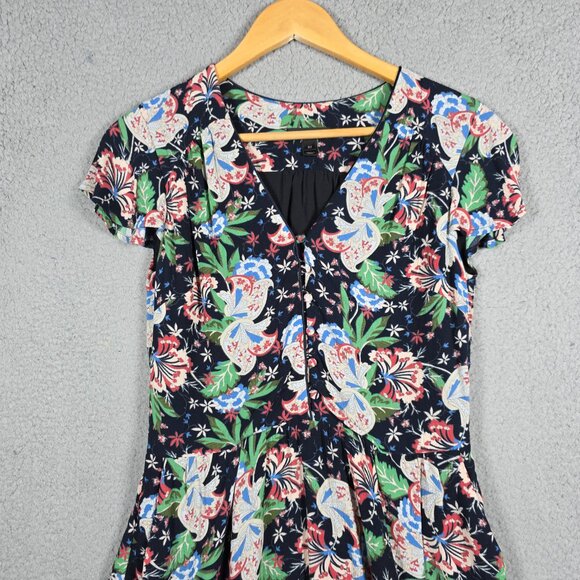 J. Crew Dress Sz 00 Dark Floral Button Up Fit & Flare V Neck Cottagecore Modest - Picture 2 of 14
